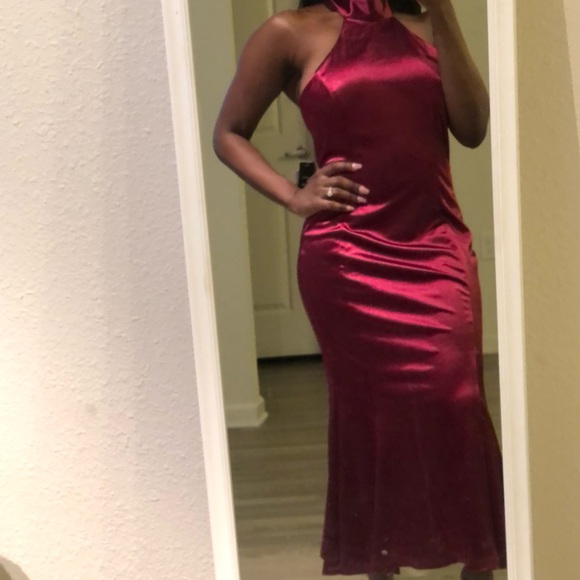 ✨ Meet Your Posher ✨ - Picture 10 of 16